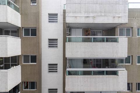 Fotografia Imobiliária de um apartamento novo para aluguel. Fotografia profissional por Fernando Freire, especialista em Airbnb e Booking.  Foto interna do apartamento.'