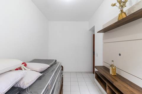 Fotografia Imobiliária de um apartamento novo para aluguel. Fotografia profissional por Fernando Freire, especialista em Airbnb e Booking.  Foto interna do apartamento.'
