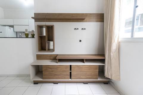 Fotografia Imobiliária de um apartamento novo para aluguel. Fotografia profissional por Fernando Freire, especialista em Airbnb e Booking.  Foto interna do apartamento.'