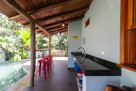 Casa de Temporada em Guaratuba - fotografia imobiliaria profissional para airbnb e booking de uma casa em bertioga por fernando freire fotografo de imoveis baixada santista e praia'