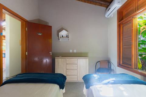 Casa de Temporada em Guaratuba - fotografia imobiliaria profissional para airbnb e booking de uma casa em bertioga por fernando freire fotografo de imoveis baixada santista e praia'