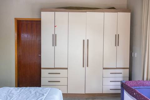 Casa de Temporada em Guaratuba - fotografia imobiliaria profissional para airbnb e booking de uma casa em bertioga por fernando freire fotografo de imoveis baixada santista e praia'