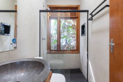 Casa de Temporada em Guaratuba - fotografia imobiliaria profissional para airbnb e booking de uma casa em bertioga por fernando freire fotografo de imoveis baixada santista e praia'