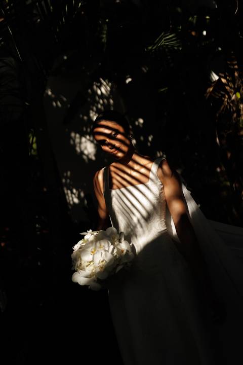 luz e sombras com noiva'