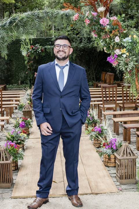 noivo terno na decoração casamento fotografo itatiba julio akio hida retratos foto e video '