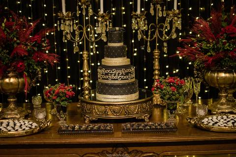 mesa festa de debutante detalhes em dourado e preto decoração 15 anos itatiba ec fotografo itatiba'