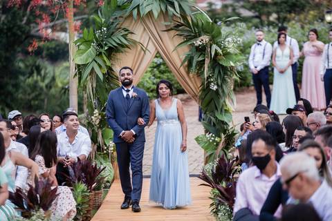 entrada no noivo com a mãe preparação noiva casamento lindo em itatiba casando em itatiba casando morungaba'