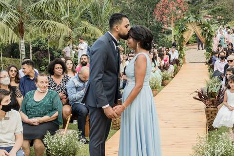 noivo beijando testa mãe entrada preparação noiva casamento lindo em itatiba casando em itatiba casando morungaba'