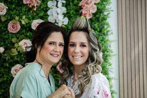 noiva e mão de mãos dadas casamento lindo em itatiba casando em itatiba casando morungaba'