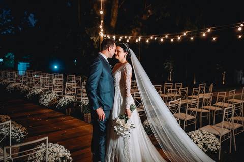 noiva e noivo ensaio pós casamento'