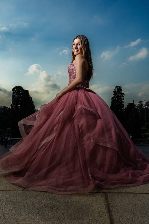 ensaio ipiranga sp 15 anos debutante com céu lindo'