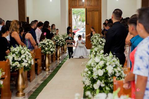 entrada das alianças igreja'