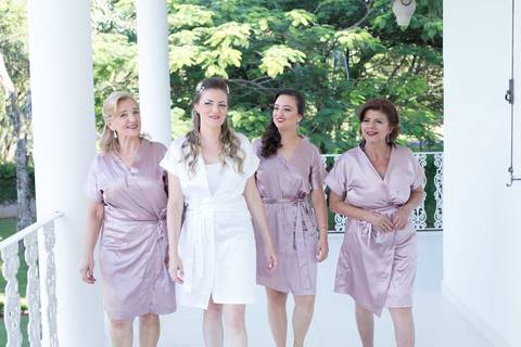 noiva mãe sogra e irmã sacada espaço rustico santa isabel itatiba sp interior casamento lindo campo snt snta itatiba louveira foto fotografo retratos julio akio hida melhor fotografo '