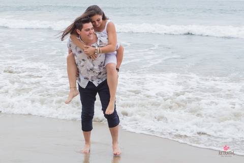  ensaio casal guaruja sp litoral norte pre wedding retratos itatiba julio akio hida fotografo foto praia interior sp campo brasil foto criativa noiva de cavalinho no'