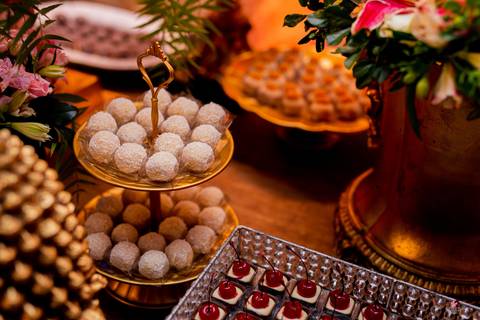 mesa de doces sr doces itatiba sp na pista de dança no hotel orion e itatiba'