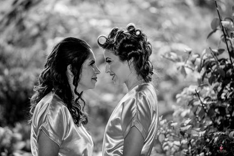 foto fotografo casamento itatiba interir sp to foto noiva noiva e mãe se olhando'