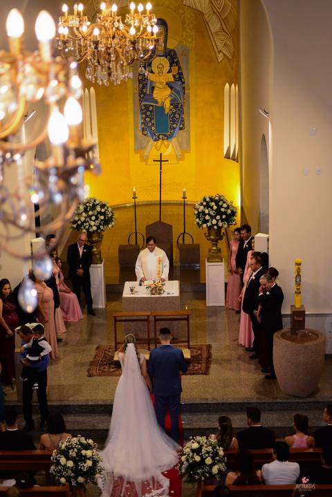noivos e padre igreja morungaba sp'
