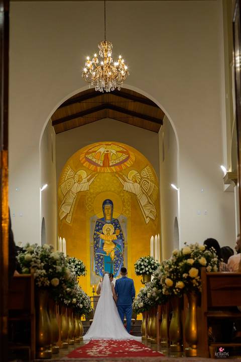 noivos e padre igreja morungaba sp'