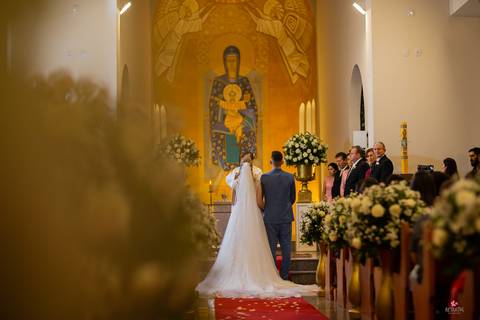 noivos e padre igreja morungaba sp'