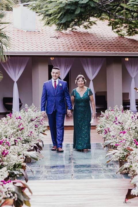 entrada dos pais e padrinhos cerimonia ar livre linda alto das palmeiras por do sol maravilhoso casamento sonhos retratos foto video itatiba julio decoracao dos sonhos '