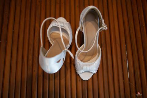 Sapato noiva durante a make'
