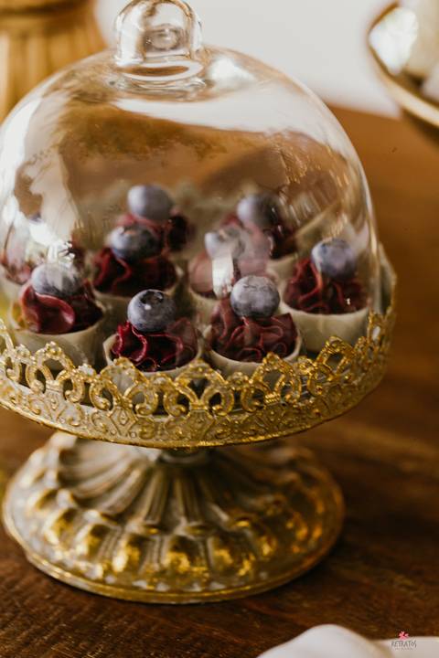 detalhes de doce na mesa de bolo rustica detalhes de acessorios noiva lindo casamento interior sp itatiba interior fotografo de casamento'