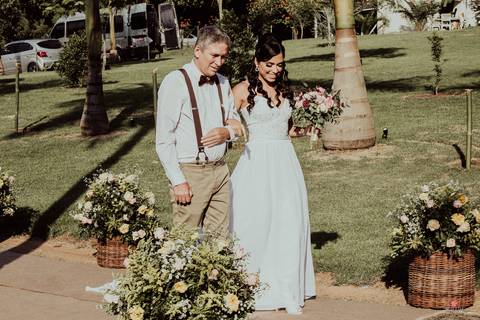 detalhes de doce na mesa de bolo rustica detalhes de acessorios noiva lindo casamento interior sp itatiba interior fotografo de casamento'