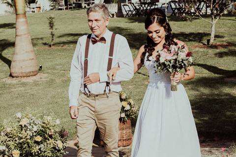 detalhes de doce na mesa de bolo rustica detalhes de acessorios noiva lindo casamento interior sp itatiba interior fotografo de casamento'