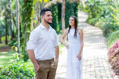 ensaio pre casamento jundiai jardim botanico foto linda e romantica diferente e animada fotografo itatiba jundiai reagião'