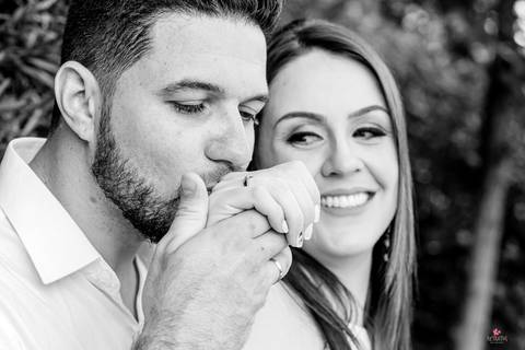 ensaio pre casamento jundiai jardim botanico foto linda e romantica diferente e animada fotografo itatiba jundiai reagião'