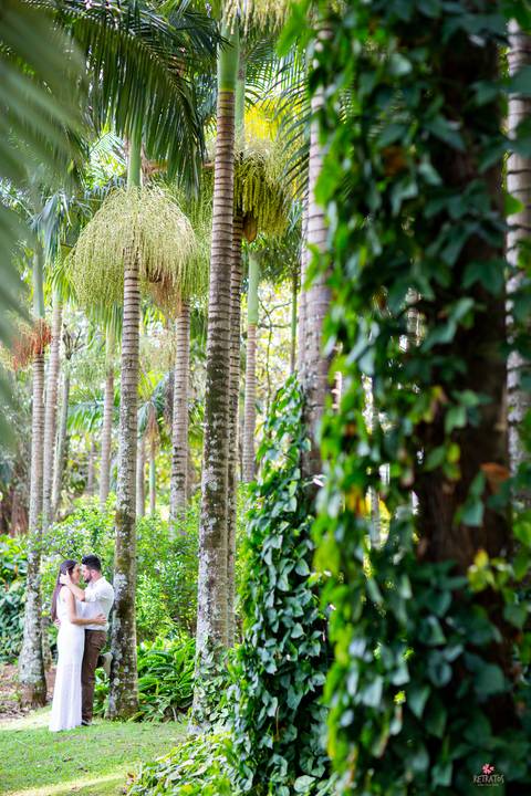 ensaio pre casamento jundiai jardim botanico foto linda e romantica diferente e animada fotografo itatiba jundiai reagião'