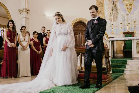 noivos aguardando entrada das alianças itatiba sp'