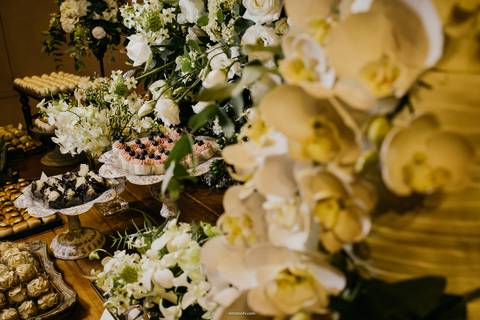 ideias de apresentação de docinhos de casamento rustico lindo'