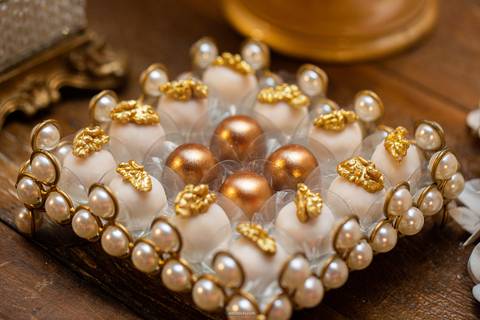 mesa de doce entrada dos noivo na festa muito felizes noiva diva durando o making of retratos itatiba foto e video'