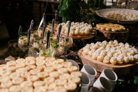 mesa buffet wall casamento'