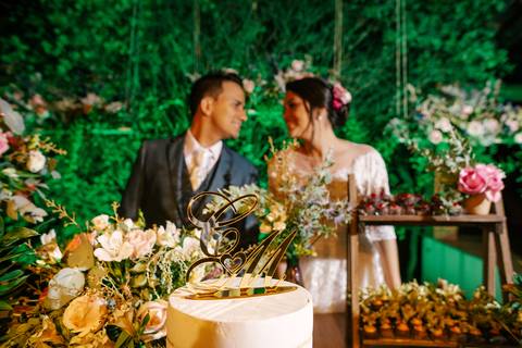 casal mesa do bolo '