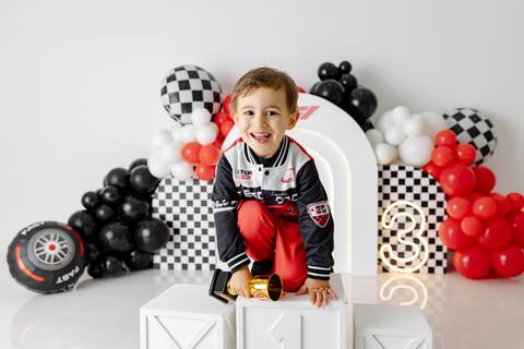 sessão fotografias, sessão infantil, fotografia de crianças, newborn, fotógrafo coimbra, grávida, fotografia newborn, acompanhamento, infantil, smash the cake, fotografias de crianças, foto bebés, 3 meses, 6 meses, 9 meses, foto grávida'