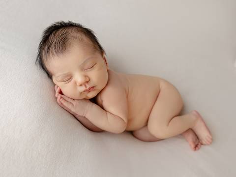 sessão fotografias, sessão infantil, fotografia de crianças, newborn, fotógrafo coimbra, grávida, fotografia newborn, acompanhamento, infantil, smash the cake, fotografias de crianças, foto bebés, 3 meses, 6 meses, 9 meses, foto grávida'