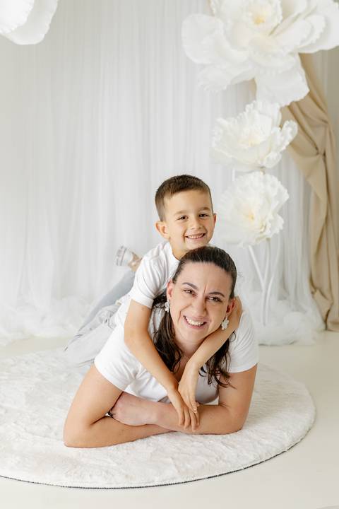 sessão fotografias, sessão infantil, fotografia de crianças, newborn, fotógrafo coimbra, grávida, fotografia newborn, acompanhamento, infantil, smash the cake, fotografias de crianças, foto bebés, 3 meses, 6 meses, 9 meses, foto grávida'