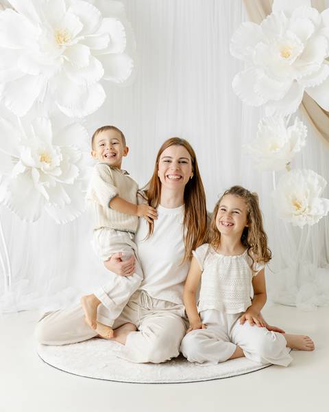sessão fotografias, sessão infantil, fotografia de crianças, newborn, fotógrafo coimbra, grávida, fotografia newborn, acompanhamento, infantil, smash the cake, fotografias de crianças, foto bebés, 3 meses, 6 meses, 9 meses, foto grávida'