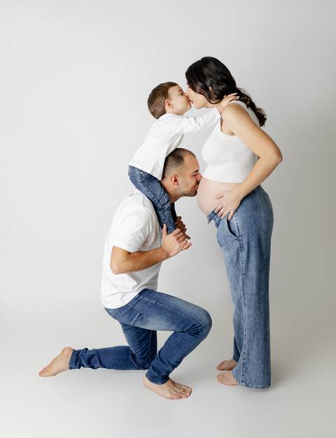 sessão fotografias, sessão infantil, fotografia de crianças, newborn, fotógrafo coimbra, grávida, fotografia newborn, acompanhamento, infantil, smash the cake, fotografias de crianças, foto bebés, 3 meses, 6 meses, 9 meses, foto grávida'