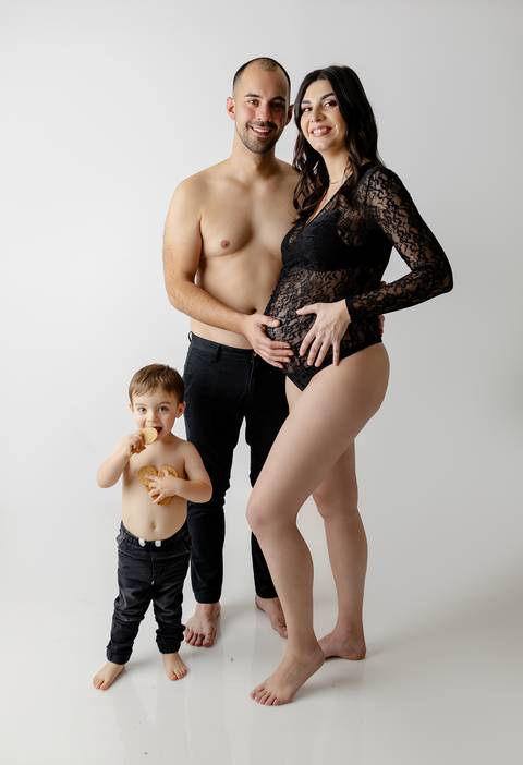 sessão fotografias, sessão infantil, fotografia de crianças, newborn, fotógrafo coimbra, grávida, fotografia newborn, acompanhamento, infantil, smash the cake, fotografias de crianças, foto bebés, 3 meses, 6 meses, 9 meses, foto grávida'
