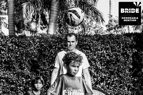 Honorable Mention Bride Association, ensaio de família, fotografia de família, PETTER CAMPAGNA | Awarded photo - Bride Association Family Awards / 2024'