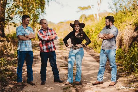 #londrina #londrinafotografo #fotografoemlondrina #fotografaemlondrina #fotografolondrina #casandoemlondrina #londrinacasamentos #eventoslondrina #noivalondrina #casamentosnacidadelondrina#presidenteprudente #casamentospresidenteprudente
#noivaspresidente'