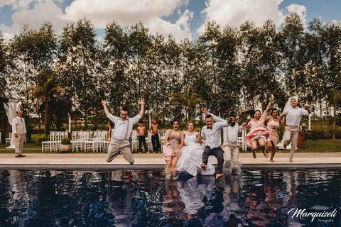 #londrina #londrinafotografo #fotografoemlondrina #fotografaemlondrina #fotografolondrina #casandoemlondrina #londrinacasamentos #eventoslondrina #noivalondrina #casamentosnacidadelondrina #presidenteprudente #casamentospresidenteprudente'