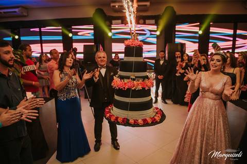 #londrina #londrinafotografo #fotografoemlondrina #fotografaemlondrina #fotografolondrina #casandoemlondrina #londrinacasamentos #eventoslondrina #noivalondrina #casamentosnacidadelondrina'