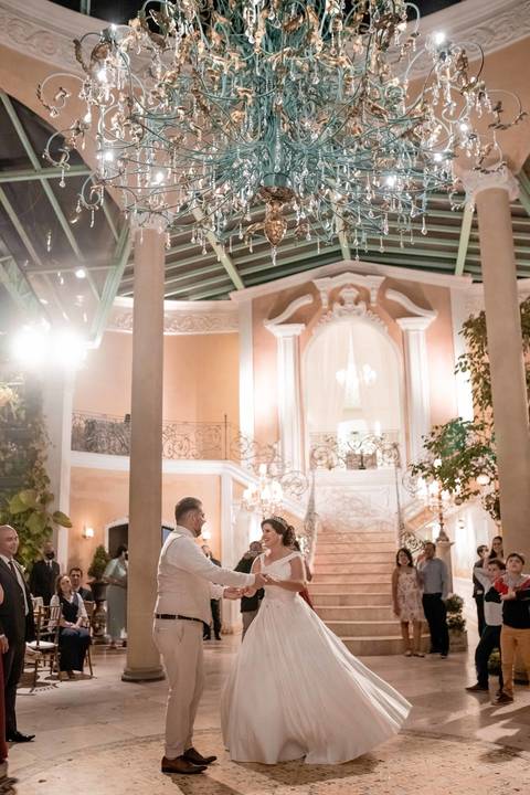 Dança do casal na Villa Giardini'