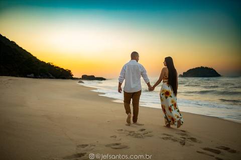 ensaio prewedding em grumari ao nascer do sol jef santos'