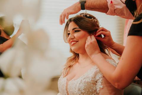 making-noiva-brinco-cabelo-rodrigo-bahia-fotógrafo-casamento-mogi-guaçu.jpg'