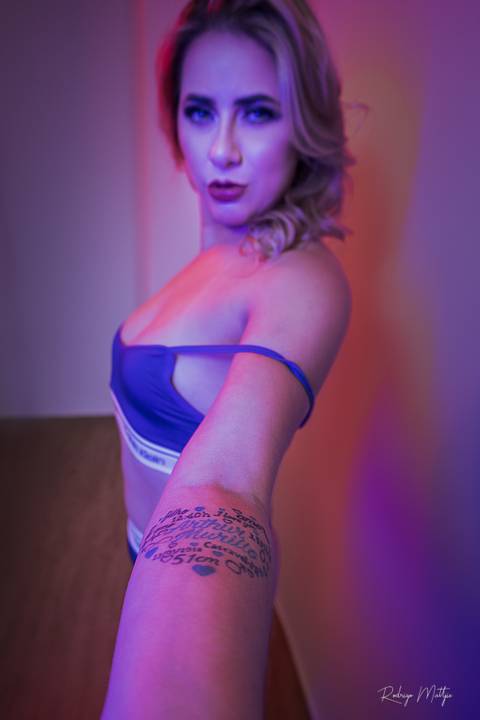 Ensaio da Cristiane Barcki realizado no Hotel Continental Inn em Foz do Iguaçu - PH Rodrigo Mattjie '